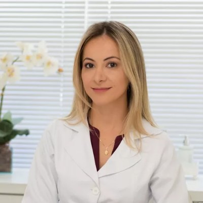 Ana Paola Vargas Baptistella - Oftalmologista