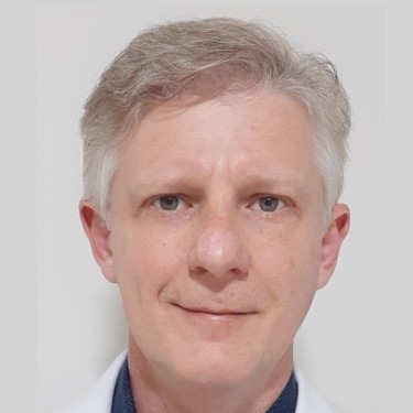 Antônio Henrique Mescolloti Cella - Neurocirurgião