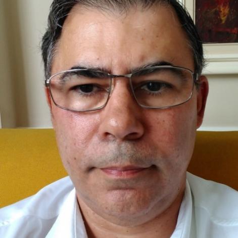 André Plácido Vianna - Dermatologista