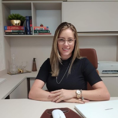 Diana Kuhn - Psiquiatra