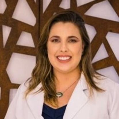Kamilla Liberal Leite - Dermatologista