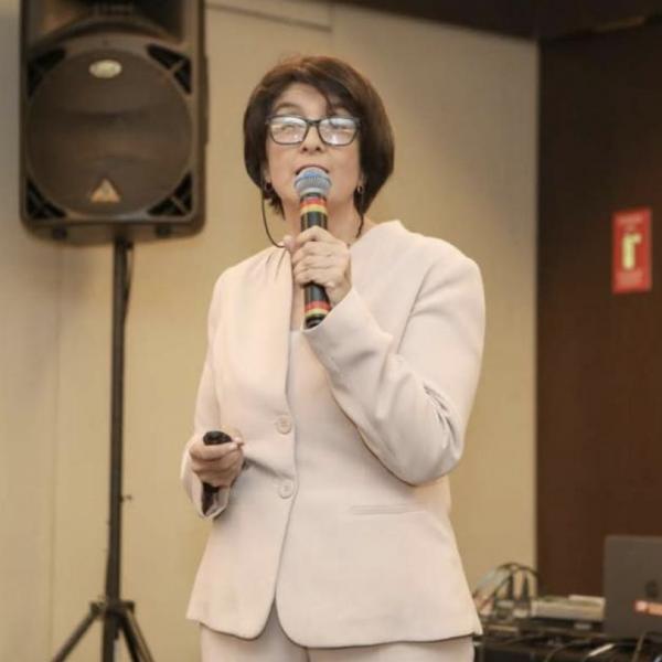 Maria Auxiliadora Prolungatti Cesar - Coloproctologista