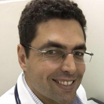 Roberto Costa Campos - Neurologista