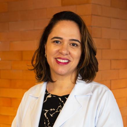 THAIS CRISTINA GARBELINI SALLES - Infectologista