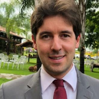 Yves Melo Rodrigues Martins - Urologista